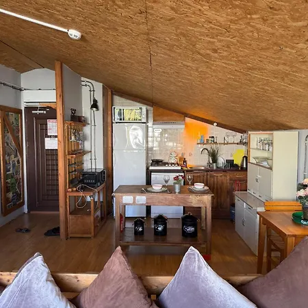 Kaleici Muhtesem Teras Keyfi Harika Dizayn Ve Lokasyon Apartman *