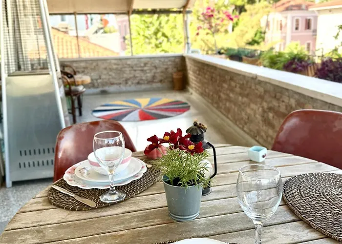 Apartment Kaleici Muhtesem Teras Keyfi Harika Dizayn Ve Lokasyon